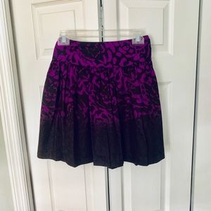 Kensie short, silk skirt with soft pleats